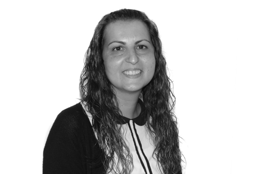Susana Santos Headshot